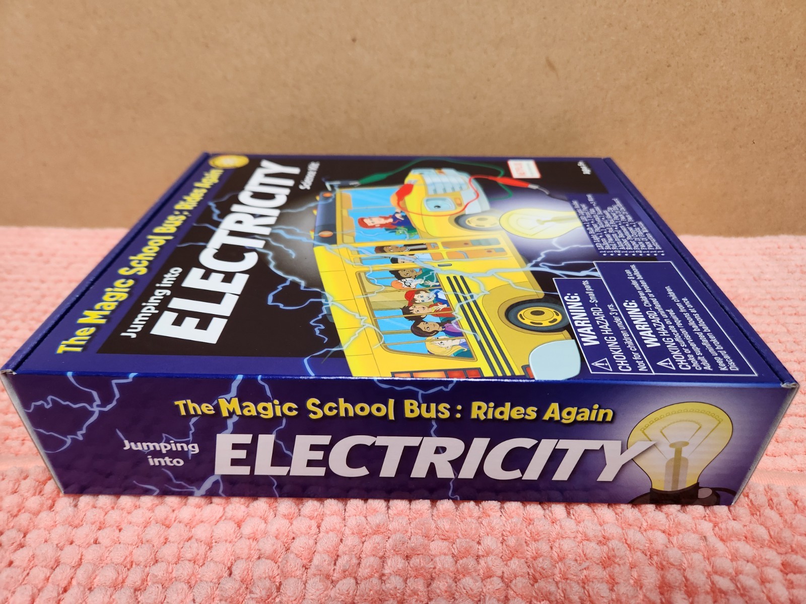 The Magic School Bus: Rides Again “Electricity” Science Kit Scholastic Kit NEW