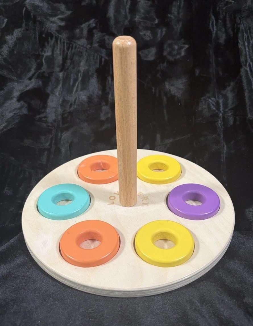 Lovevery Toy Wooden Flexible stacker multicolor 6 rings 1yr. + Montessori PLAY