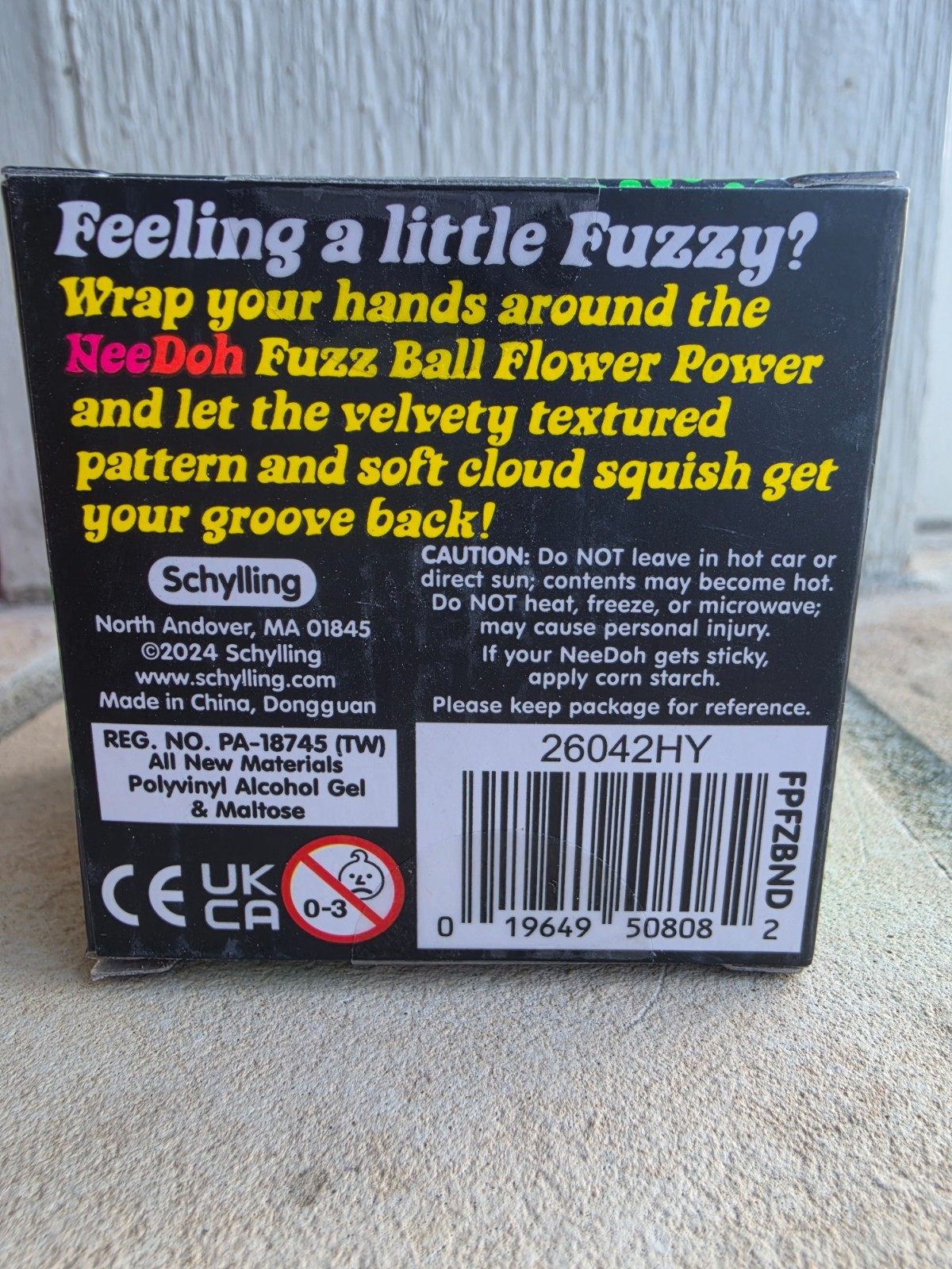 NeeDoh Fuzz Ball – GREEN Flower Power