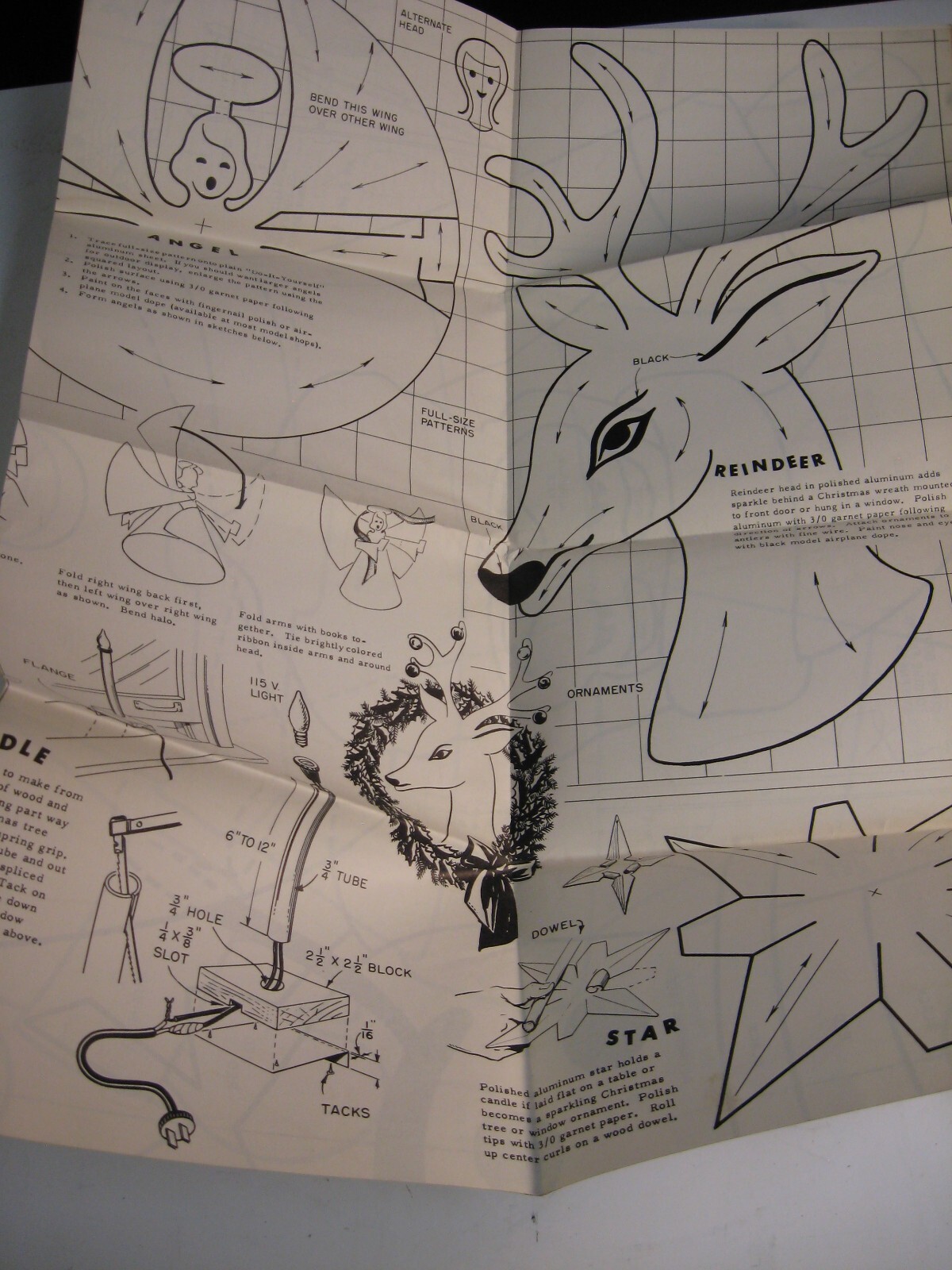 Do-it-yourself Plans for Christmas Toys and Decorations Reynolds 1953