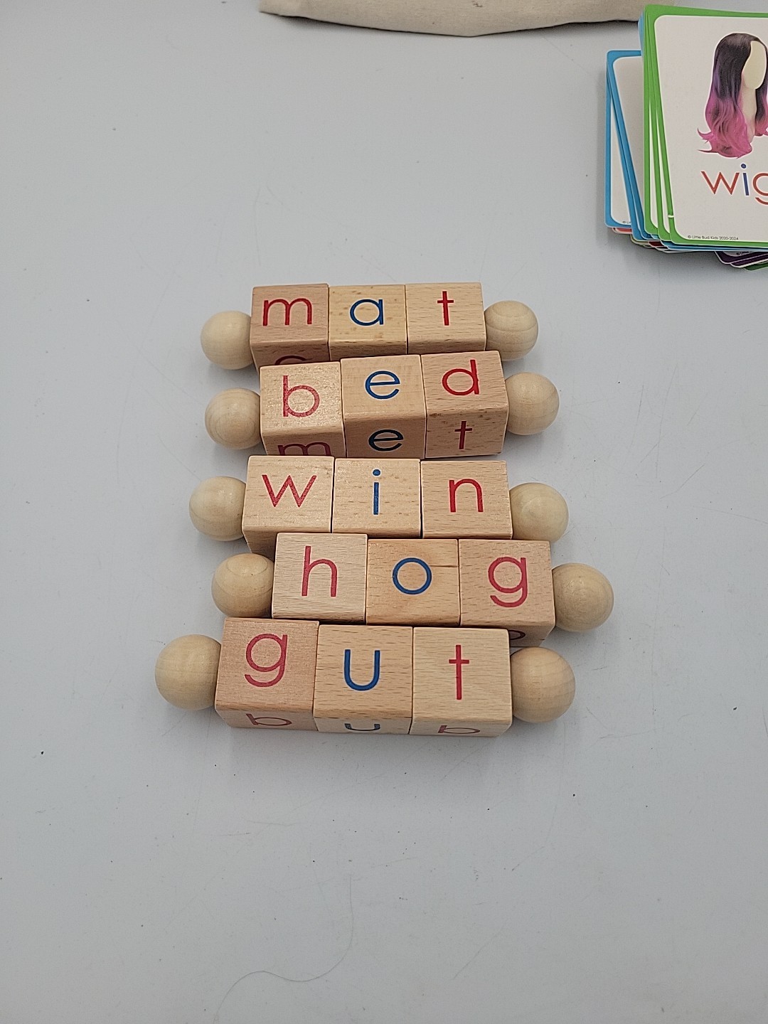 Spin-and-Read Blocks Wood Montessori Phonetic CVC Reading Blocks Flashcards /Bag