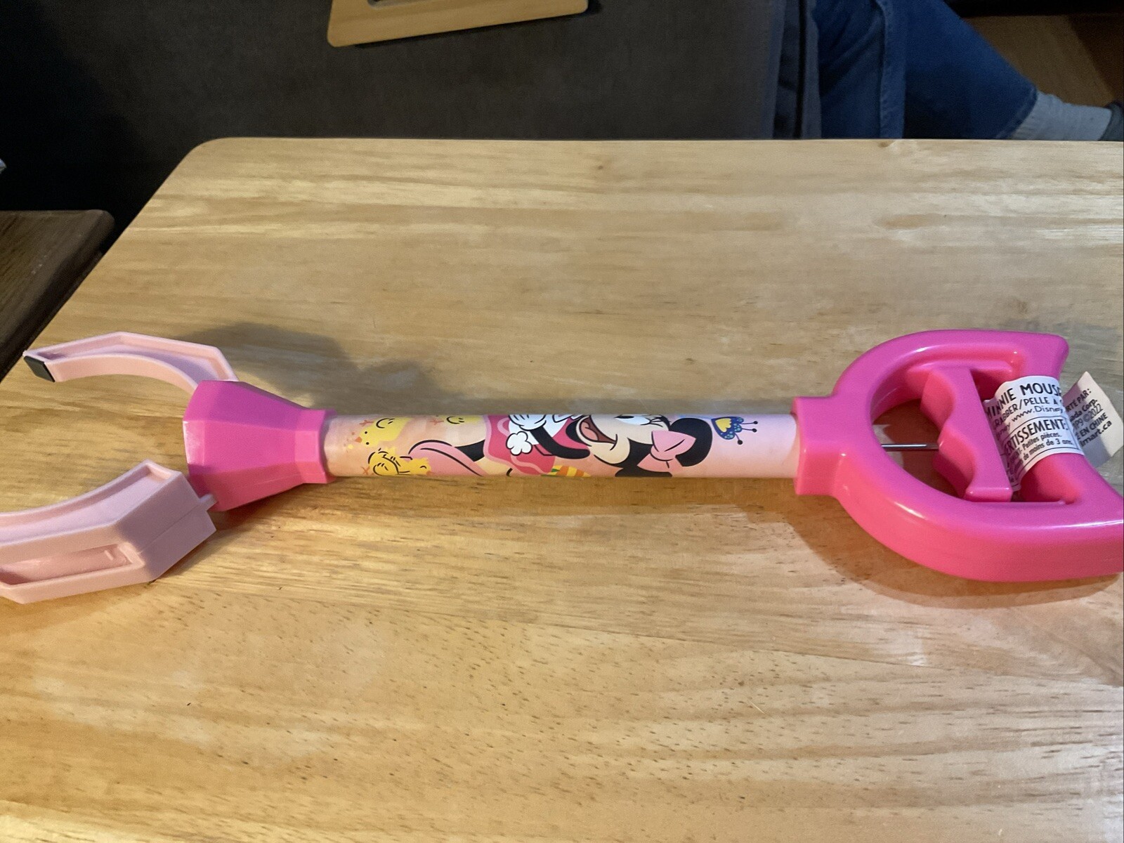Kids Claw Hand Grabber Toys Grabbing Stick For Kids Disney Minnie Mouse Squeezer