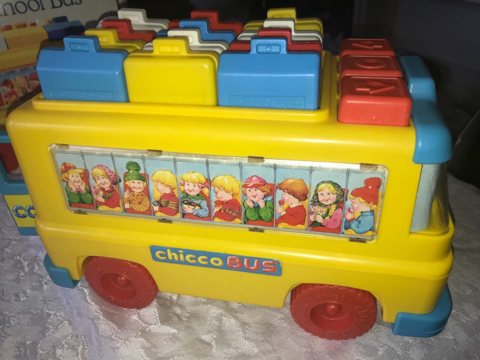 RARE Vintage CHICCO Italy 63023 COUNTING Numbers SCHOOL BUS Works Great COMPLETE