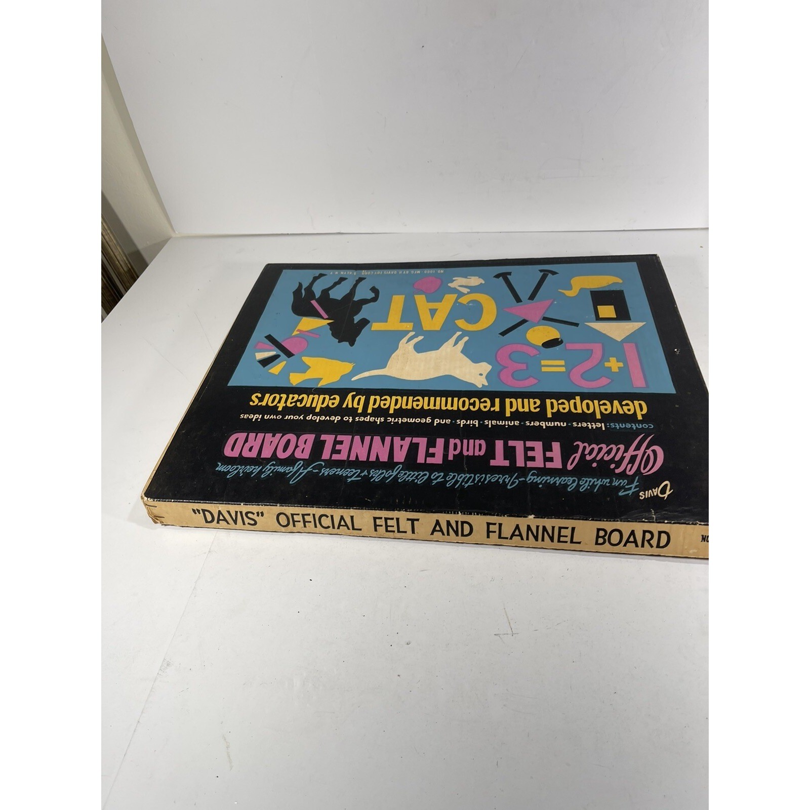 Davis Official Felt and Flannel Board #1000 – with Box Vintage Check Pictures