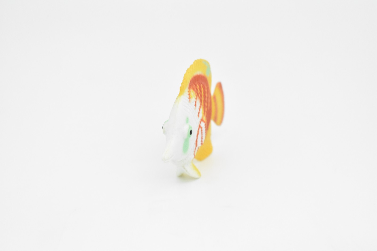 Fish, Butterfly, Realistic Plastic Tropical Fish Toy, 2″ CWG137 BB28