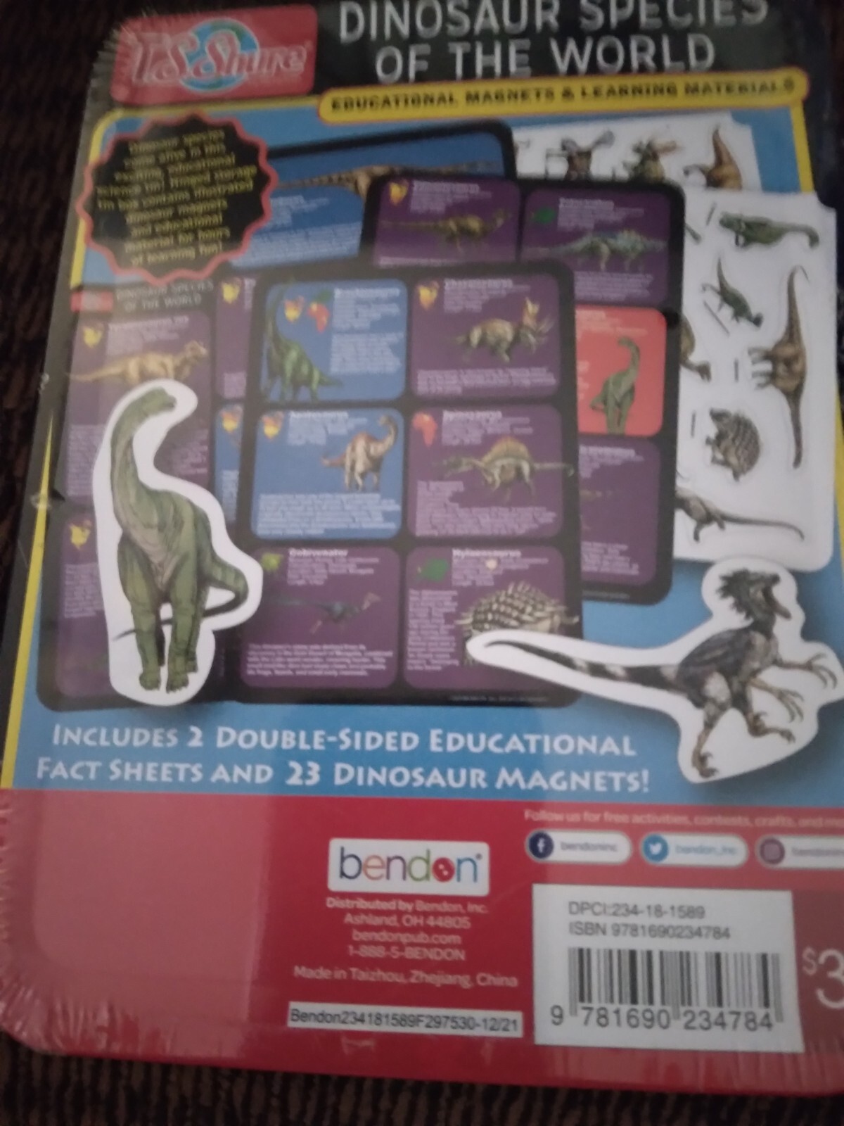 Dinosaur Species Of The World. T.S. Shure Educational Magnets / Learning STEM