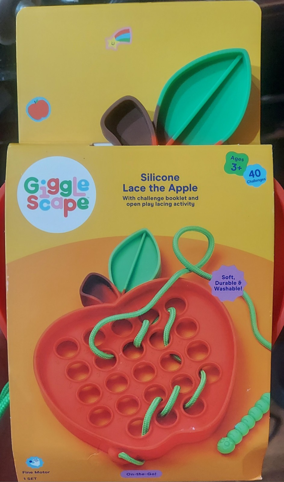Giggle Scape – Silicone Lace the Apple Fine Motor Skills Child Development