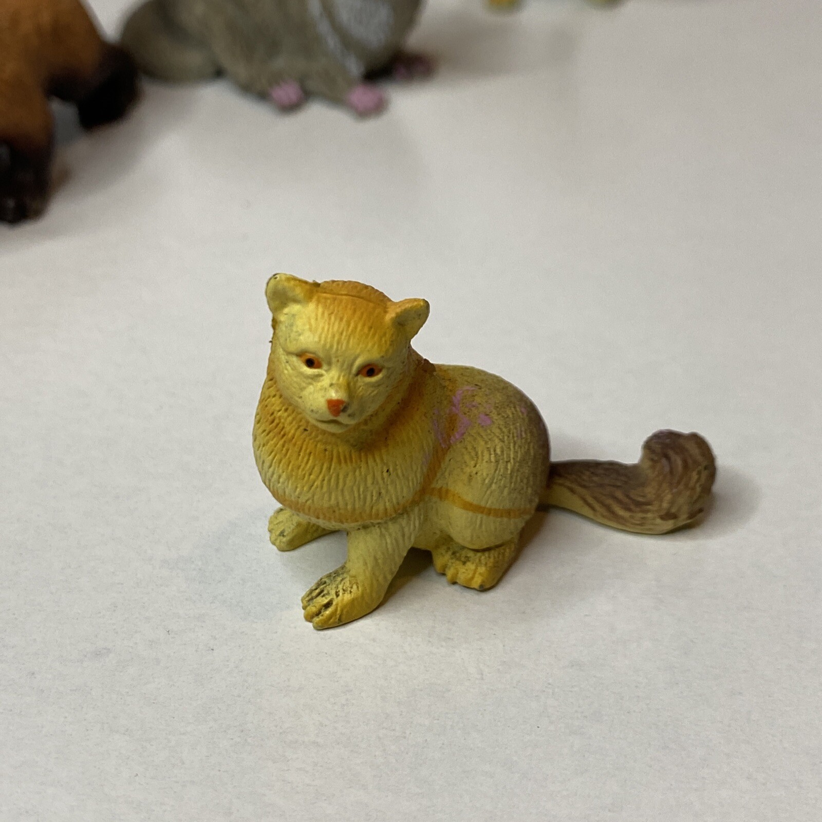 Miniature Figurines x6 Resin Mini Animals Mixture Pre-Owned VGC