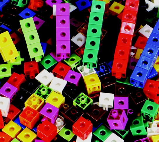 Childcraft Linking Cube Set, 3/4 Inches, Assorted Colors, Set of 100