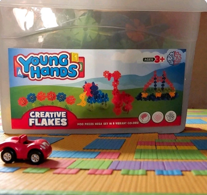 Creative Kids Flakes 1400 Piece Interlocking Plastic Disc Set STEM New Free Ship