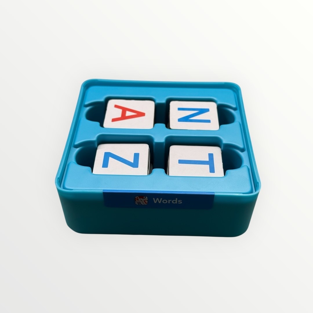 Osmo Words – Blue Box w Lid – Capital/Lower Case Letters in Red & Blue Complete