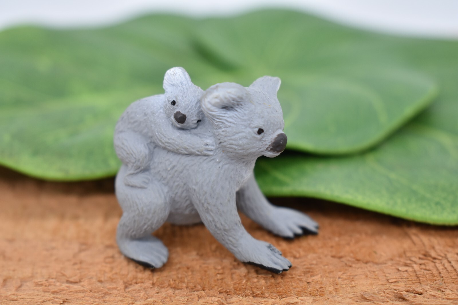 Koala with Baby, Very Nice Plastic Replica 1 1/2-inch – F1758 B42