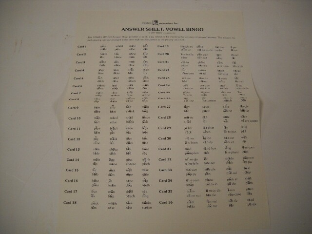 Vintage Trend Vowel Bingo Educational Game With Laminated Cards 1977 Brand New!