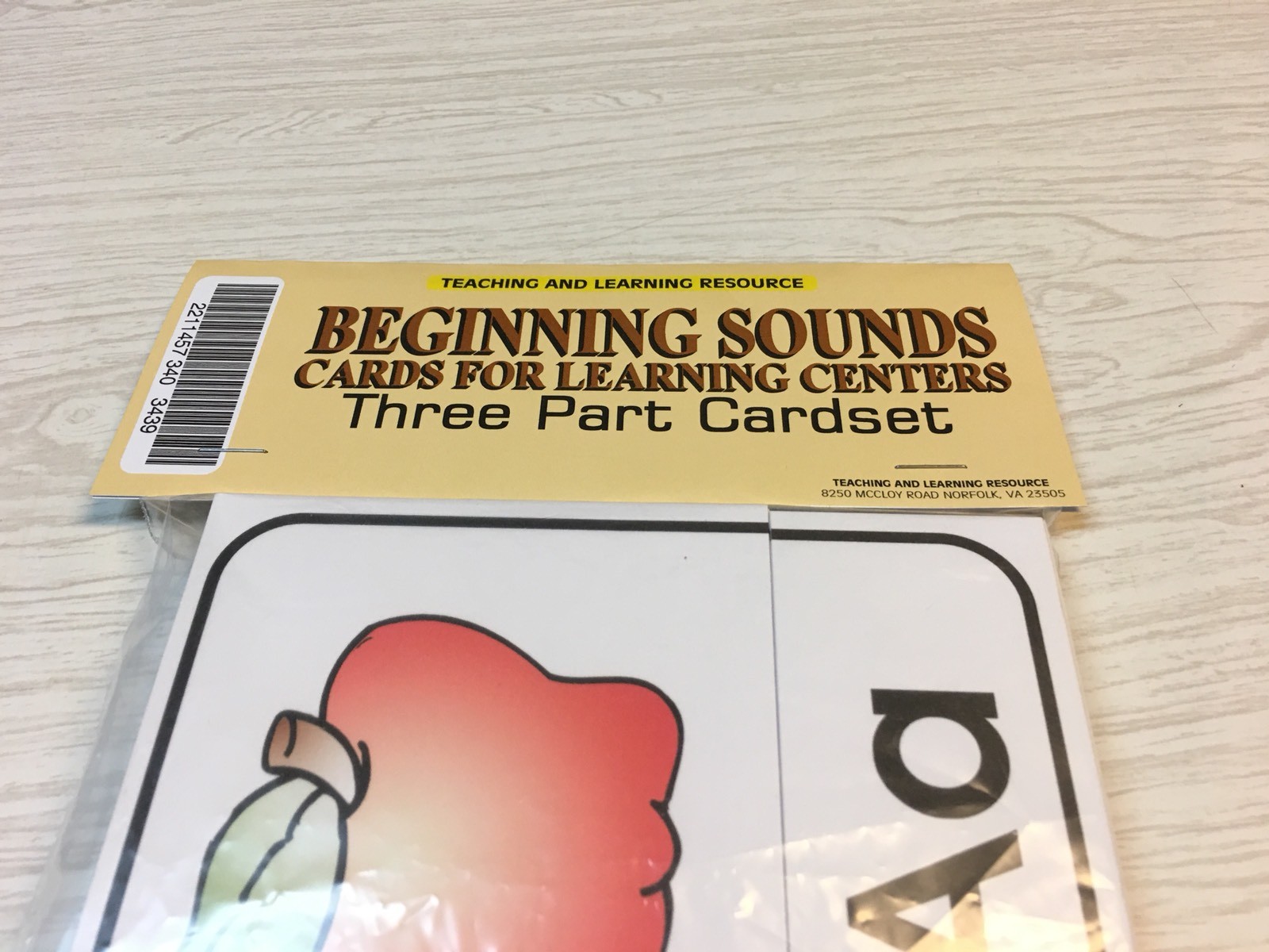 READING – Beginning Sound – Cards for Learning Center – Three Part Card –