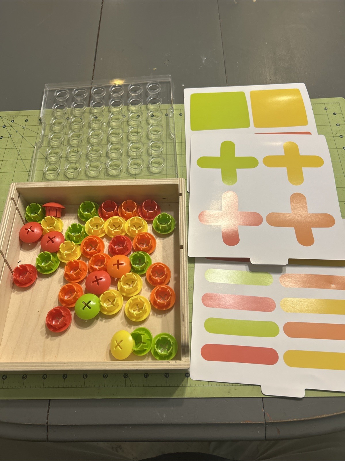 Lovevery Mosaic Button Board from Companion Play Kit with Templates Montessori