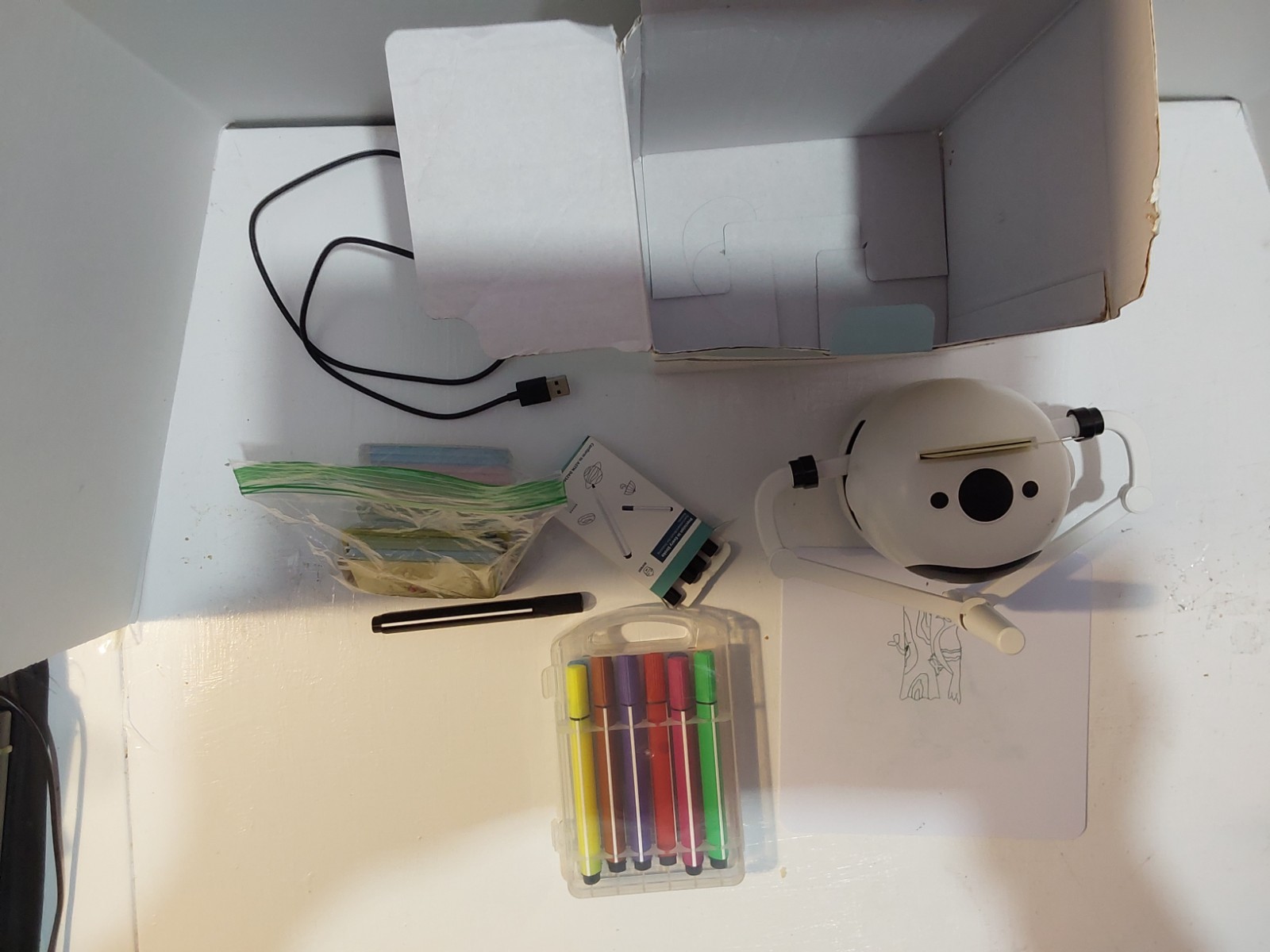 RIVSOR Smart Drawing Robot Educational Arts & Crafts Toy Kit w/ Markers & USB