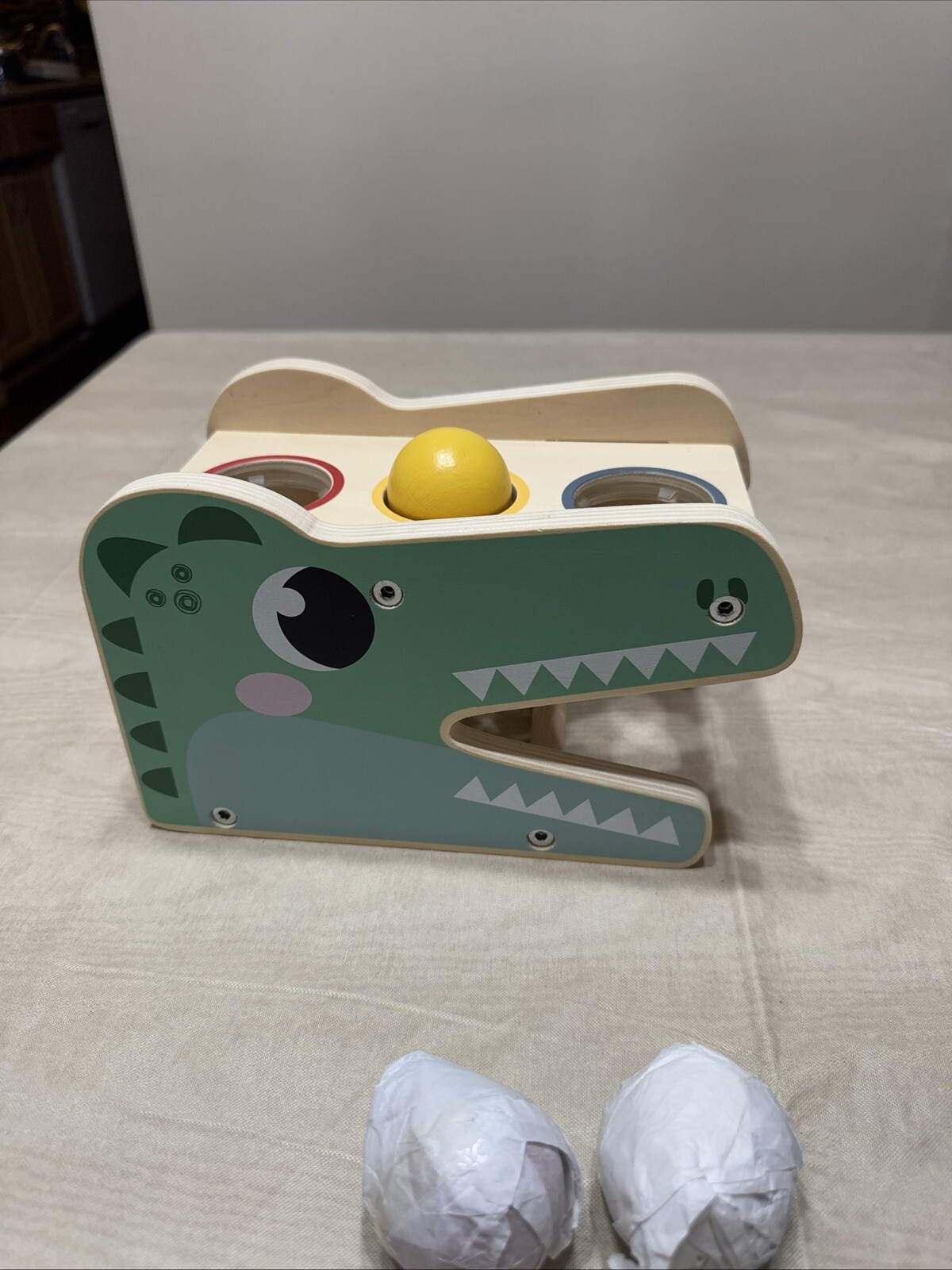 Alligator Wooden Toy With Red Blue Yellow Wooden Balls (G2)