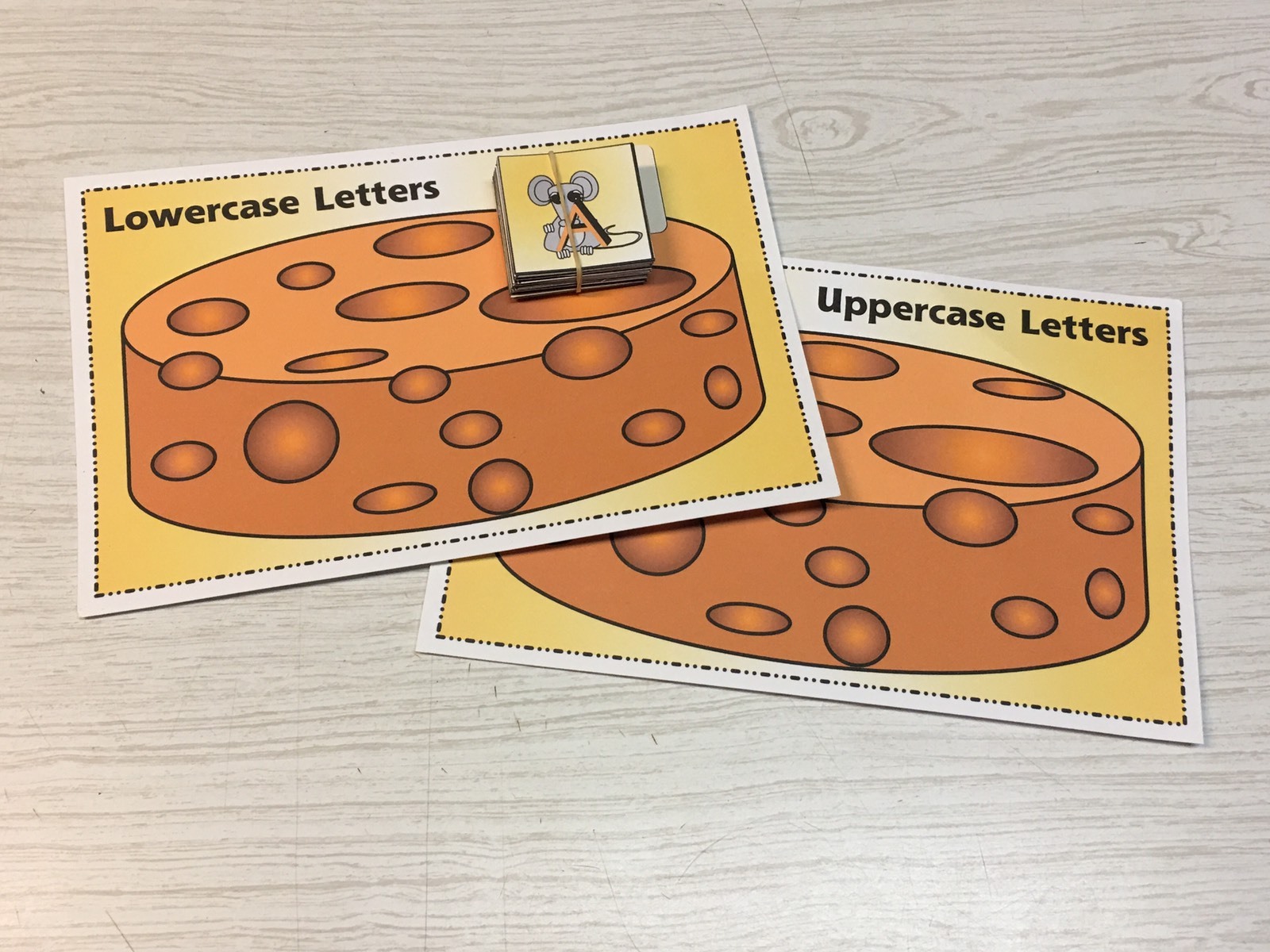 Upper And Lower Case Mouse Sort -Laminated Activity Cards Set
