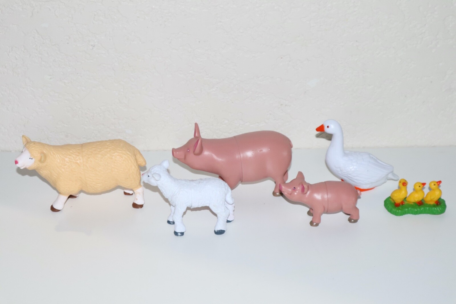 Learning Resources Jumbo Farm Animals Mommas and Babies – Lot of 6