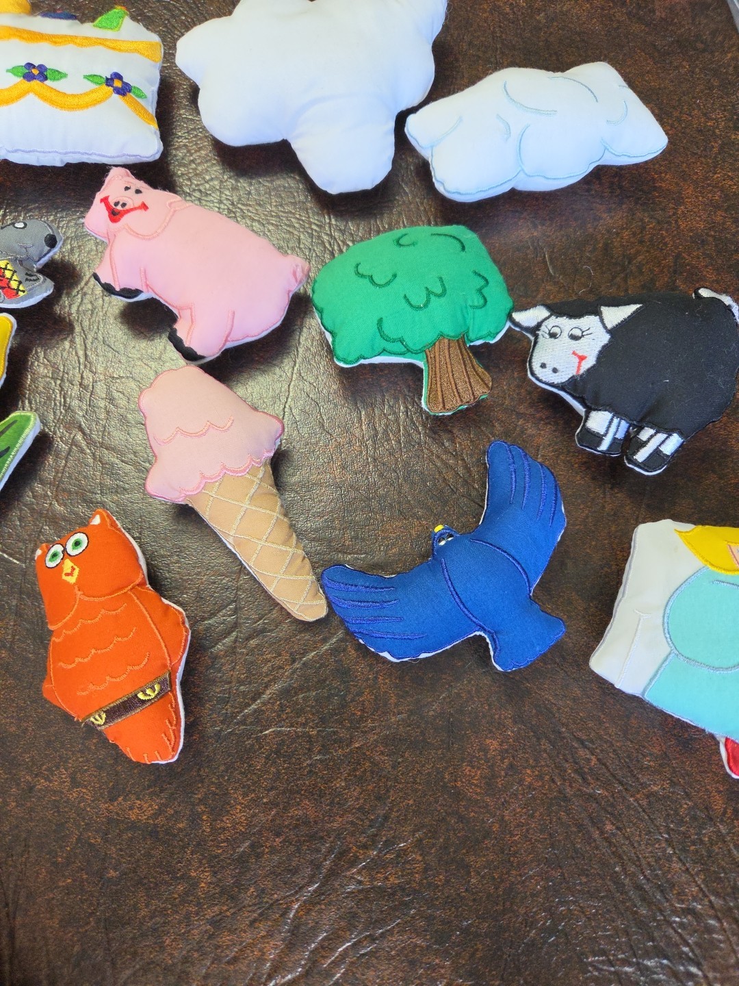 Lakeshore Learning It Looked Like Spilt Milk Fabric Storytelling Kit 12 Pieces