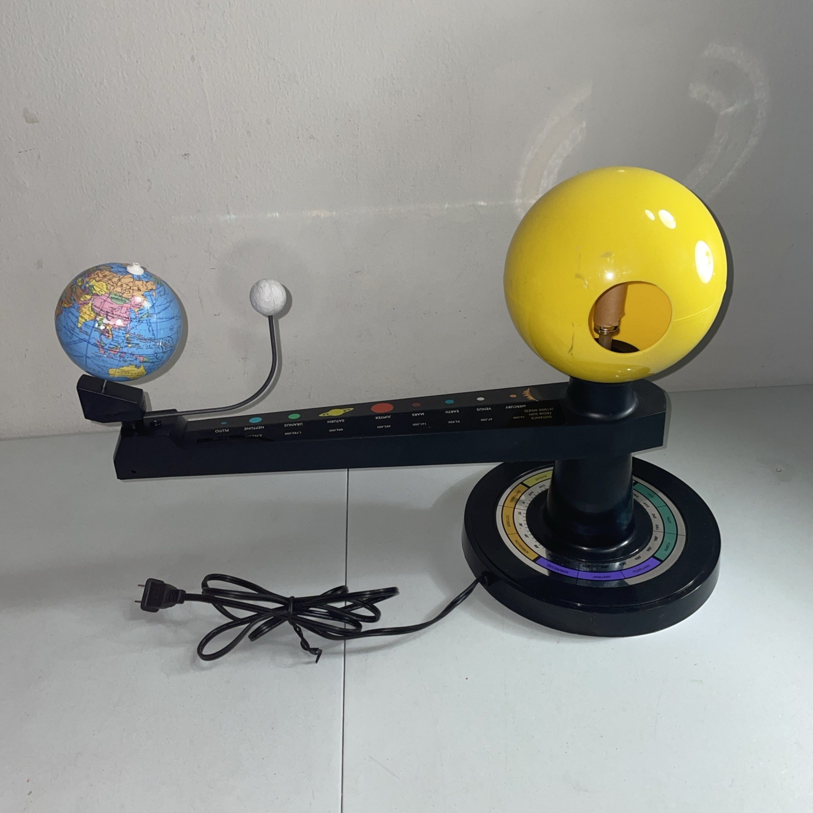 Hubbard Scientific Earth Moon Sun Solar System Educational Working Model