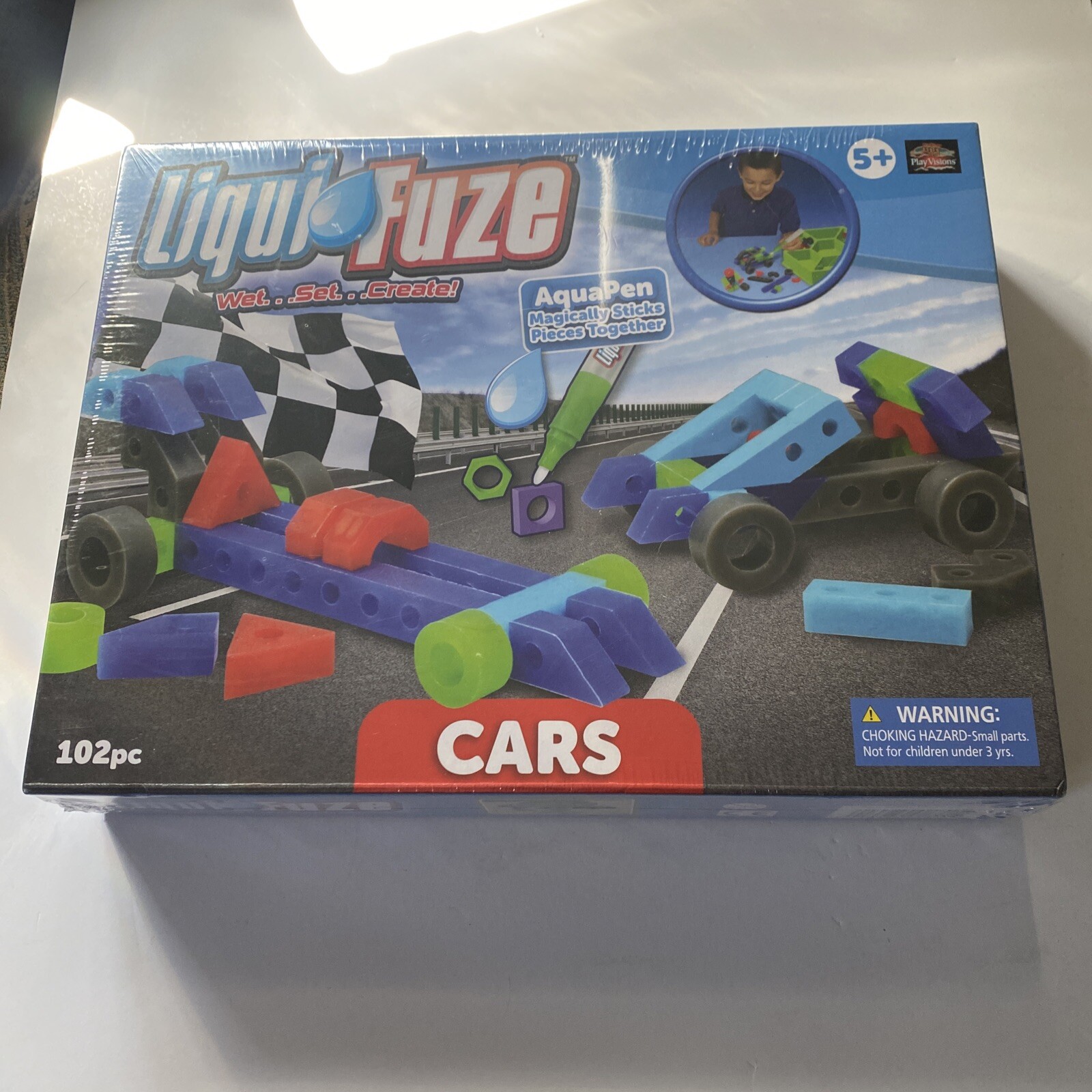 Liqui Fuze Cars 102 Piece Set Easy Craft 5 Years + New sealed