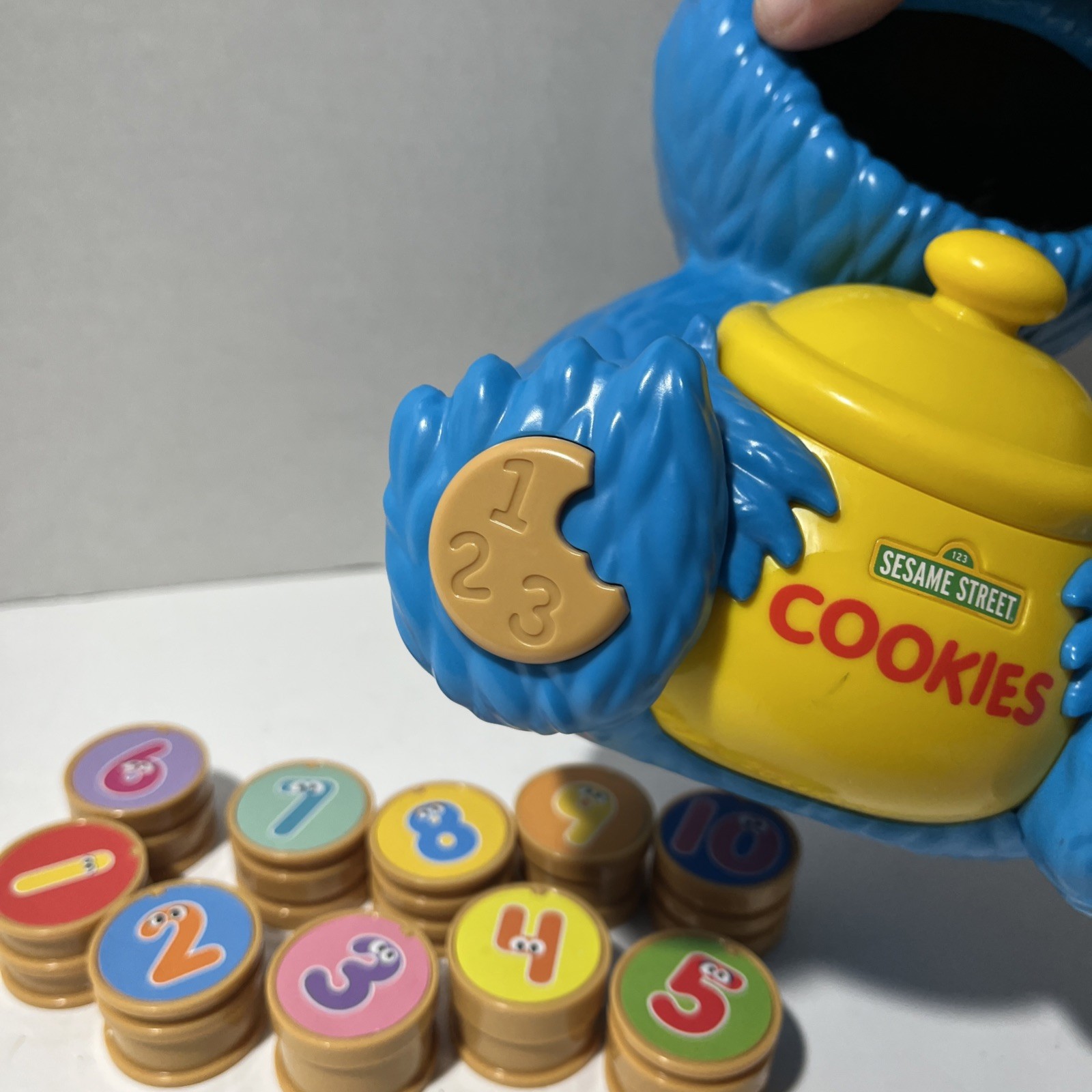 SESAME STREET Cookie Monster Counting Jar Tested Educational Math Learning Toy