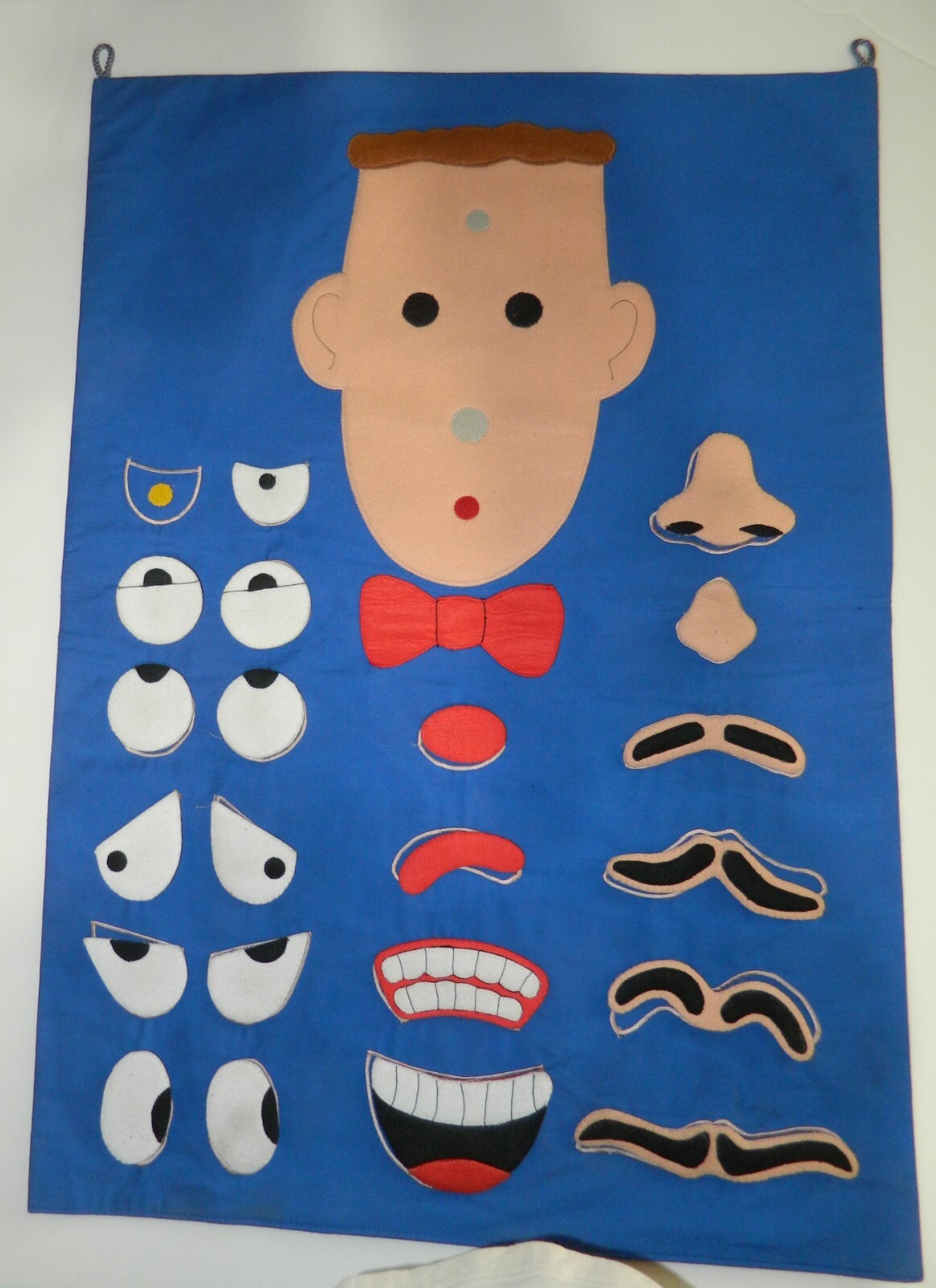 MR. FACE Hanging FABRIC WALL CHART Facial Emotions Activity* Hard To Find