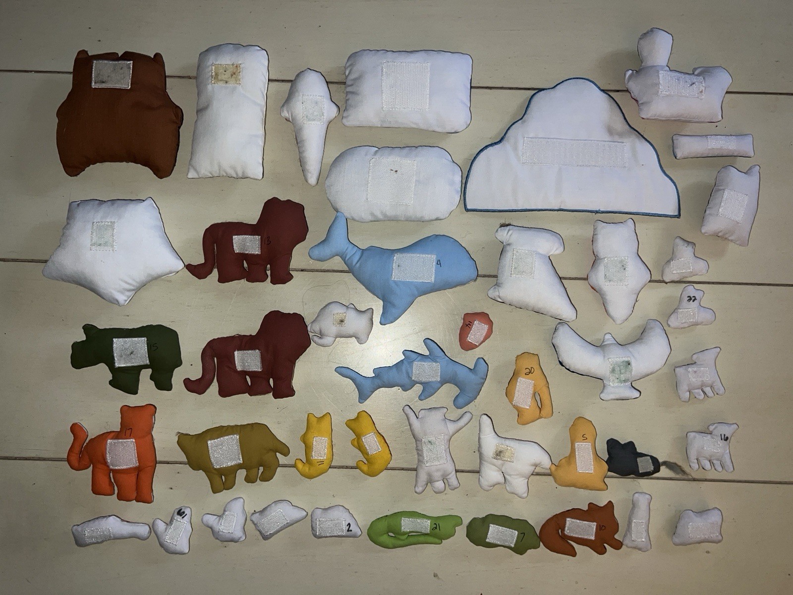 Lakeshore Learning Storytelling Story Felt Board Lot Plush Replacements Animals+