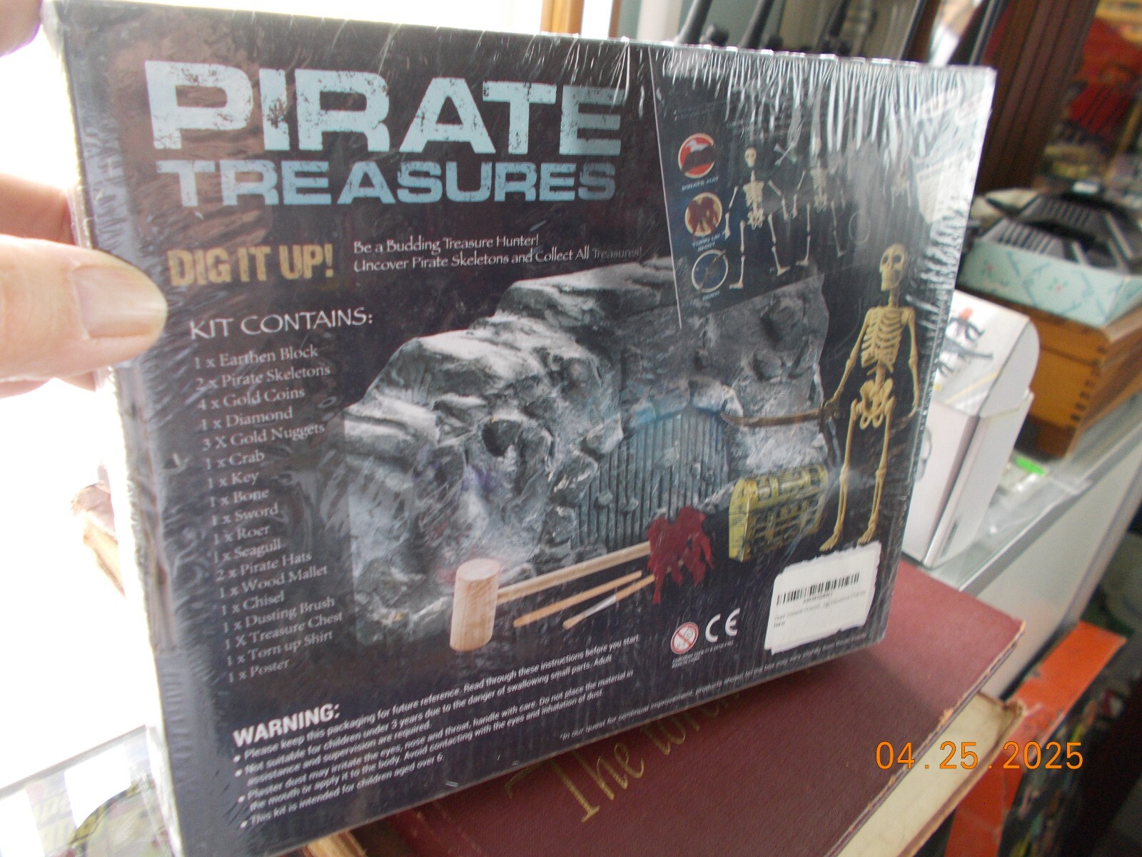 Sealed Box Pirate Treasures DIG IT UP and Uncover Treasures STEM Game, Age 6+
