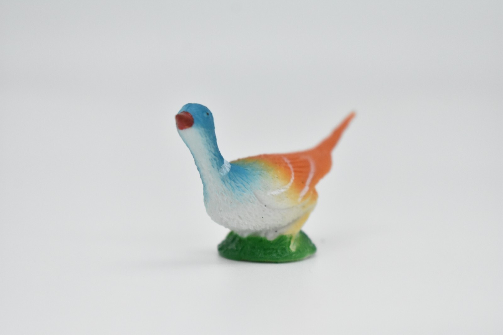 Dove, Ring-necked Toy, Very Nice Bird Plastic Model 2 1/2 inch F626 B131