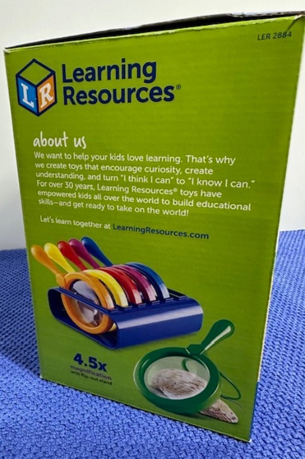 Jumbo Magnifiers by Learning Resources Set of 6 Magnifiers w/ stand Pre-K or 3+