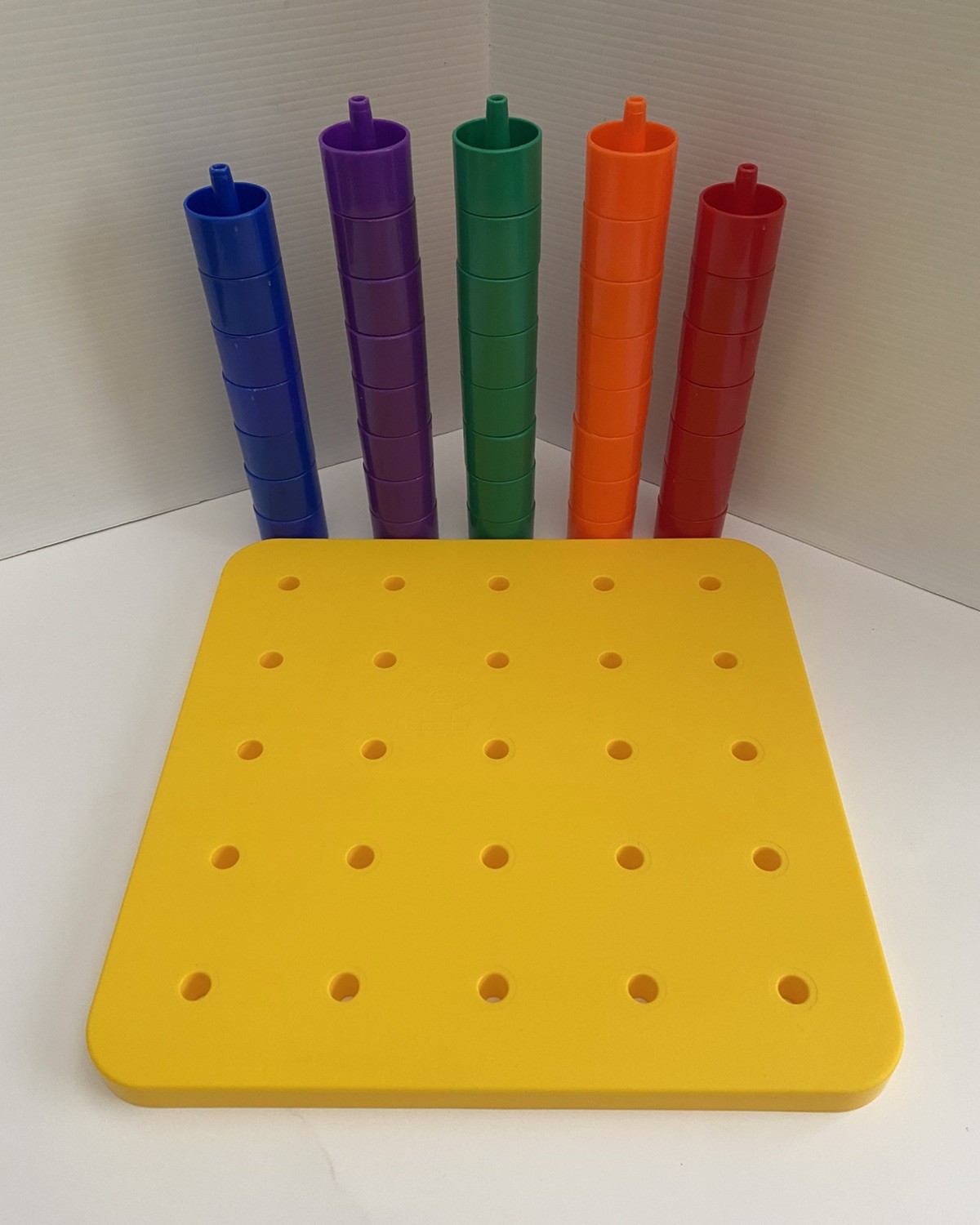 VTG 1980’s Discovery Toys Giant Pegboard Includes Extra Pegs AGES 18 MONS+ *READ