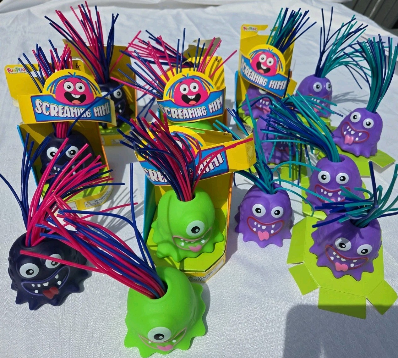 Stress Relief Hair Pulling Screaming Monster Toy, Kid Or Office Gag, Lot Of 15