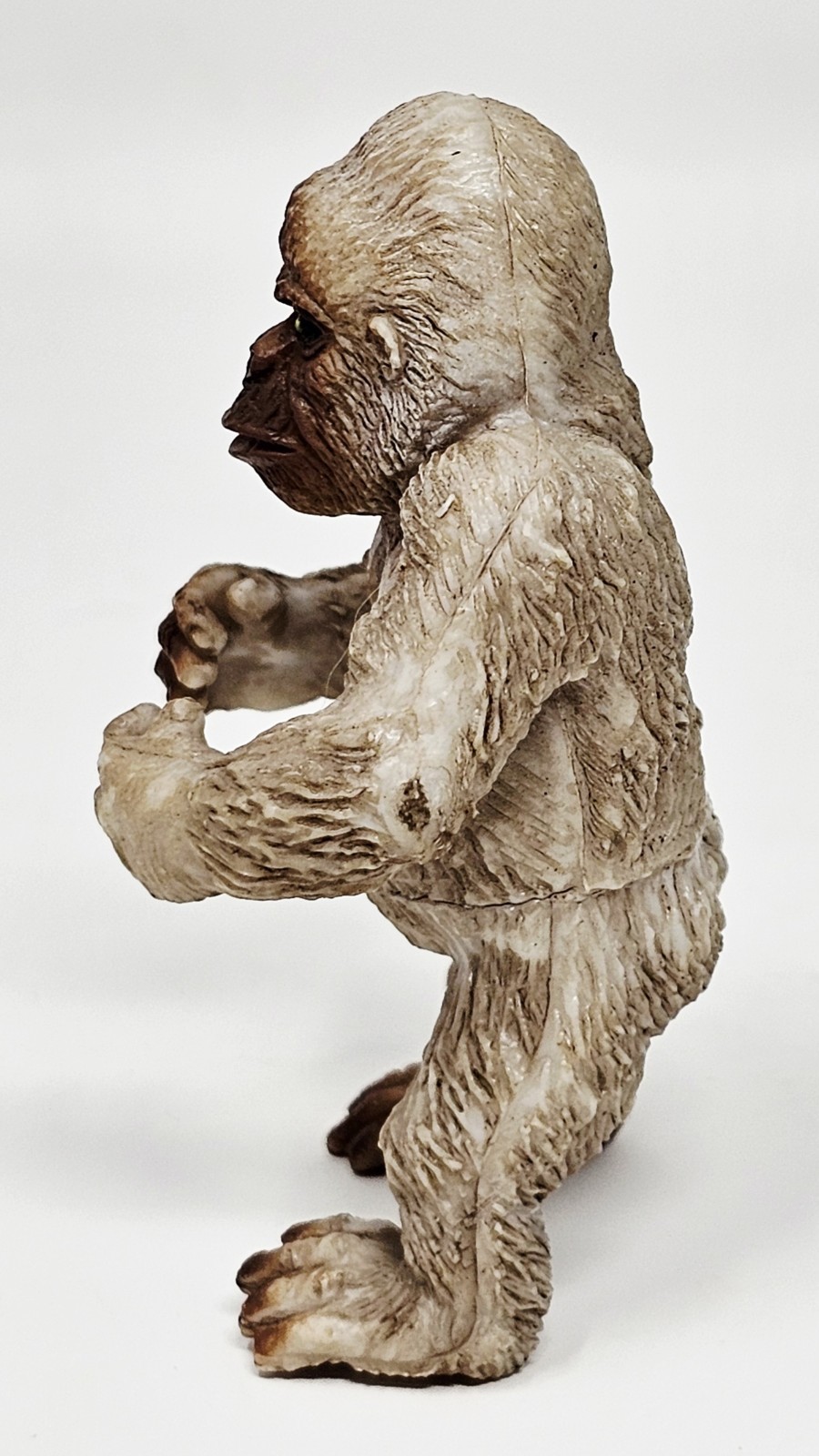 Albino Gorilla Ape White Plastic Toy Animal Vintage Realistic Educational 2.5″
