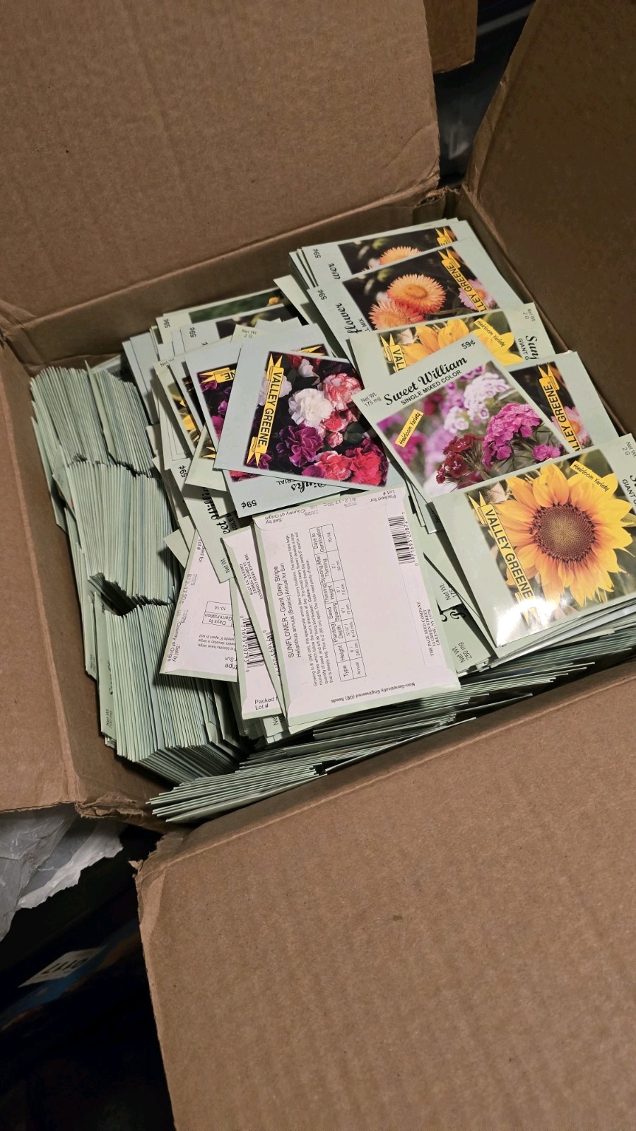 Set of 100 Assorted Valley Green Flower Seed Packets! Flower Seeds in Bulk – 20+