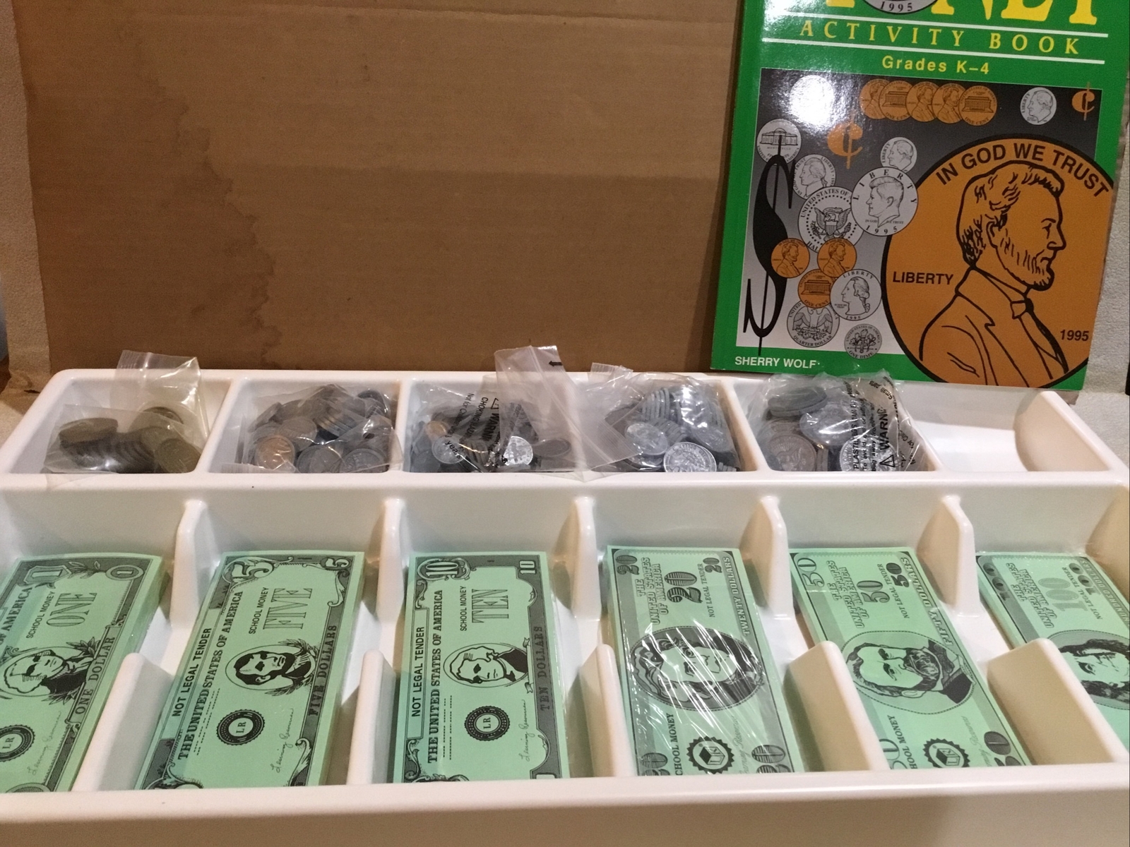 Learning Resources Classroom Money Kit grades K-4 with activity book- BRAND NEW