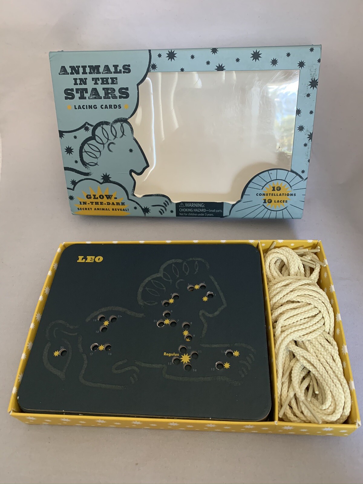 ANIMALS IN THE STARS LACING CARDS / glow in the dark / Chronicle Books I1