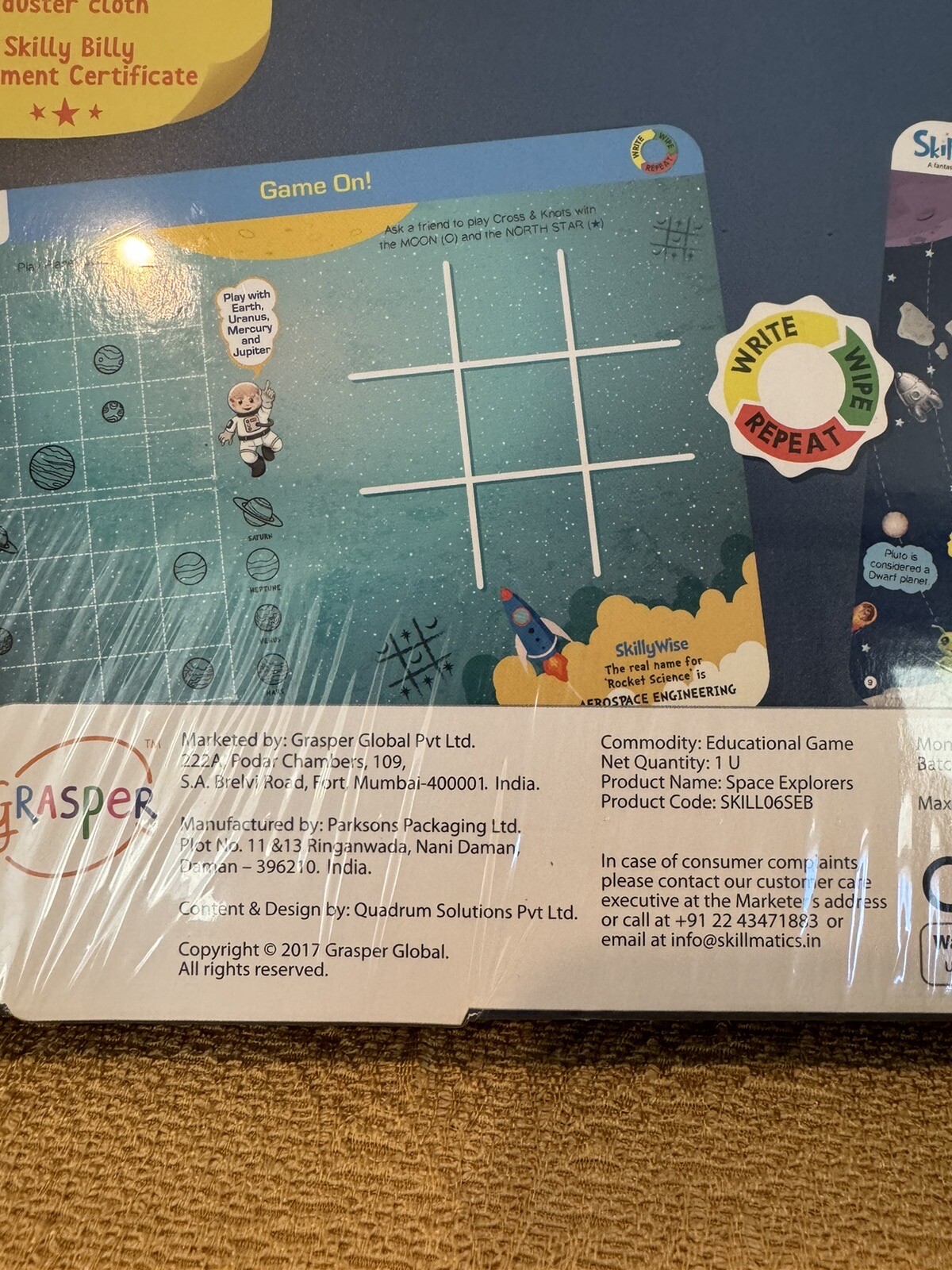 Skillmatics Write And Wipe Activity Mats SPACE EXPLORERS Ages 6-9 NEW