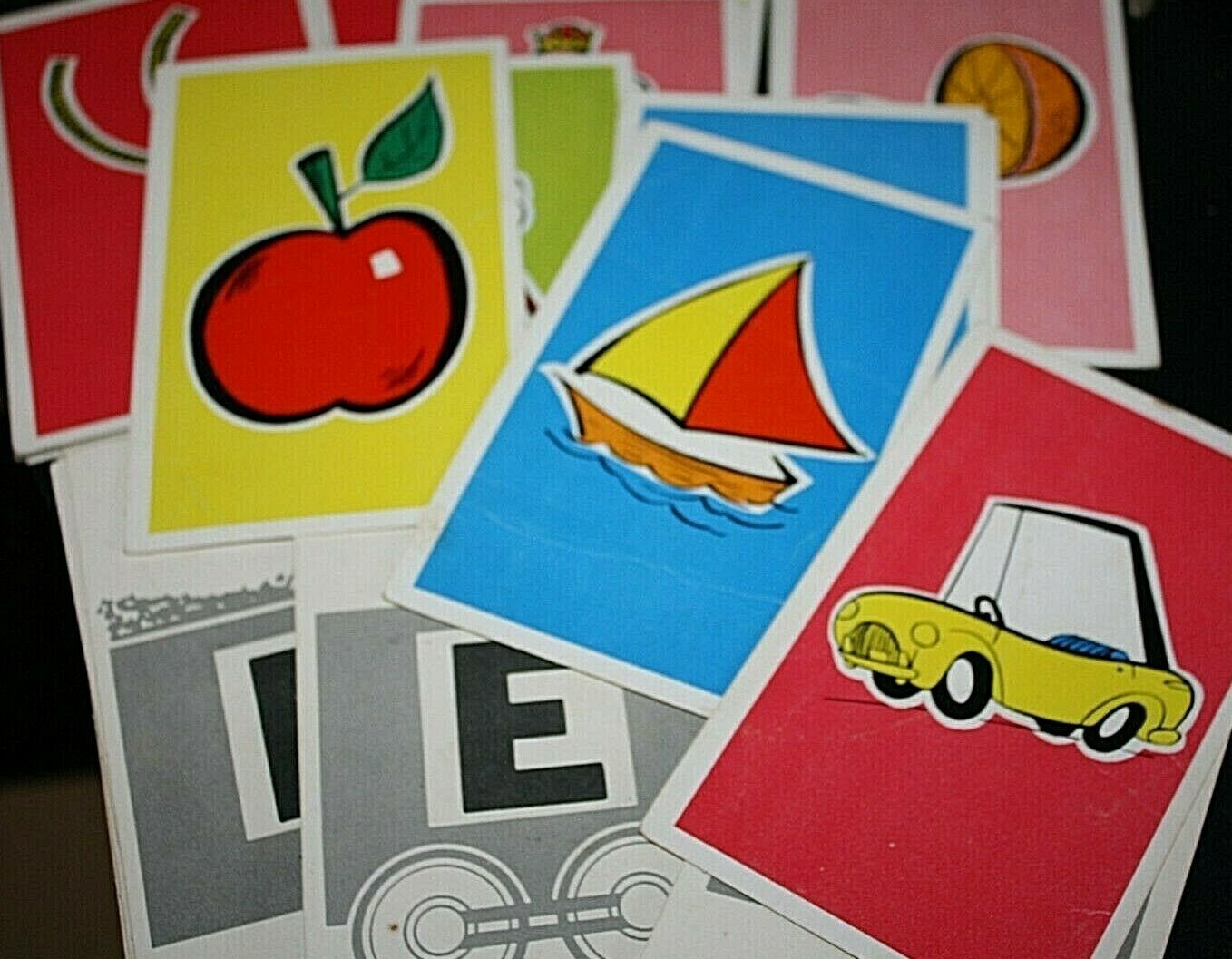 Vtg 1960s Flash Cards Upper Case Letters Complete Set Color Pictures Class -W 9