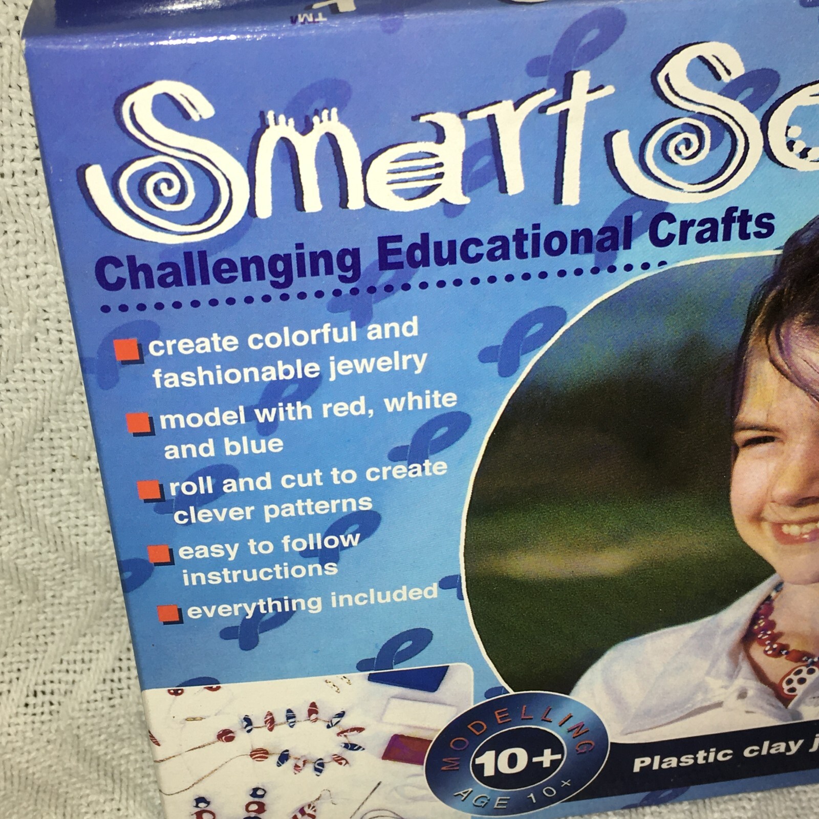 Smart Set Challenging Educational Crafts Plastic Clay Jewelry Brand New Box