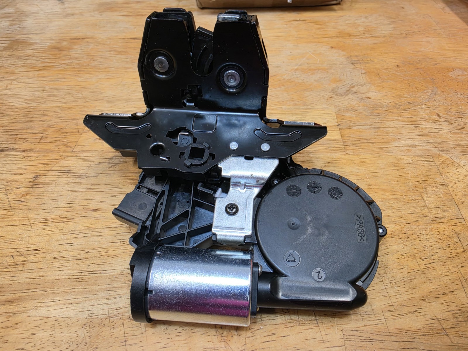 Liftgate Lock Actuator Rear Door Trunk Latch Tailgate Actuator GM GMC