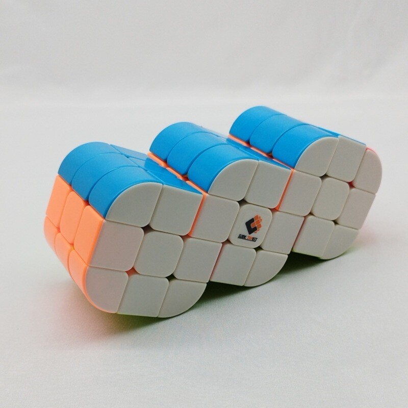 Magic Puzzle Twist Cube Limited Rotation Siamese Brain Teasers Toys Fast Speed