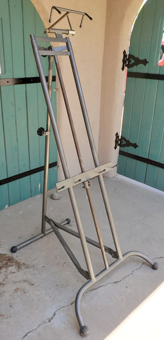 Artist’s steel floor easel, collapsible, vintage, commercial/educational