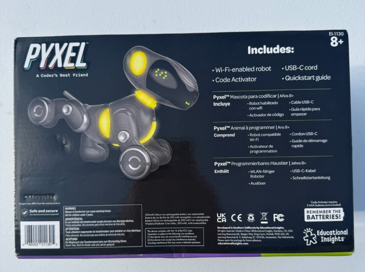 Educational Insights Pyxel – A Coder’s Best Friend Robot Pet (Damage Box)
