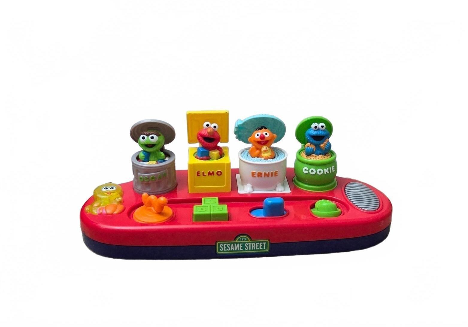 Sesame Street Pop Up Pals
