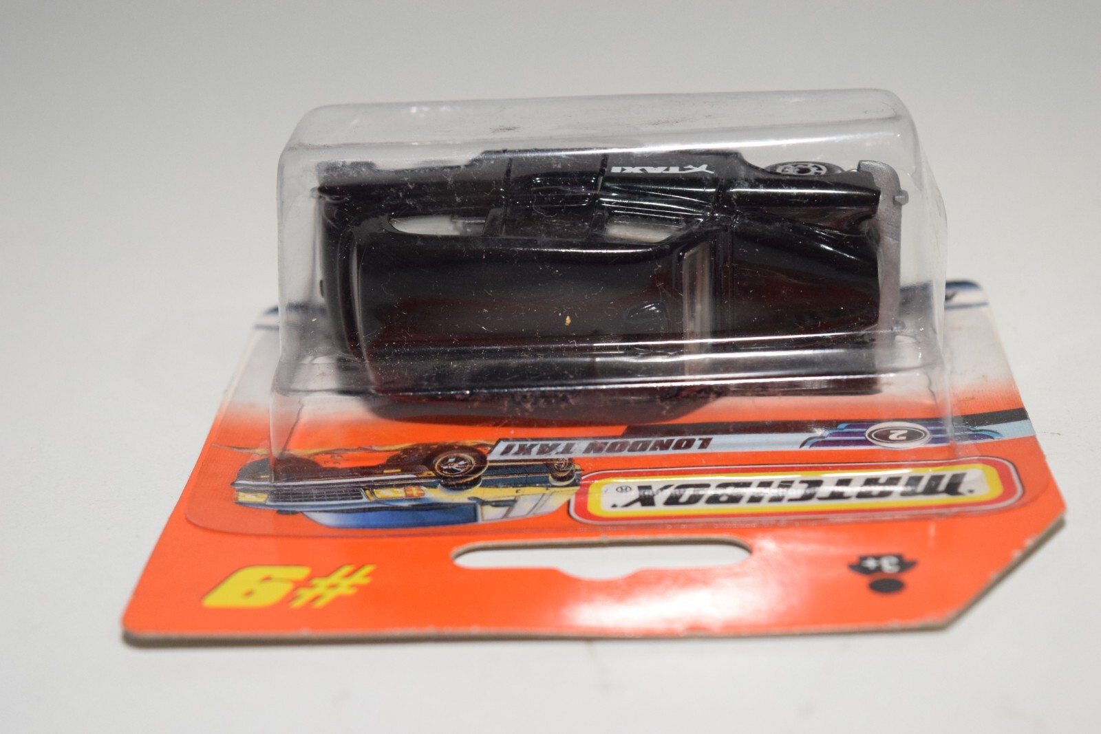 A94 1:64 3 INCH MATCHBOX LESNEY 9 AUSTIN LONDON TAXI BLACK SHORT CARD