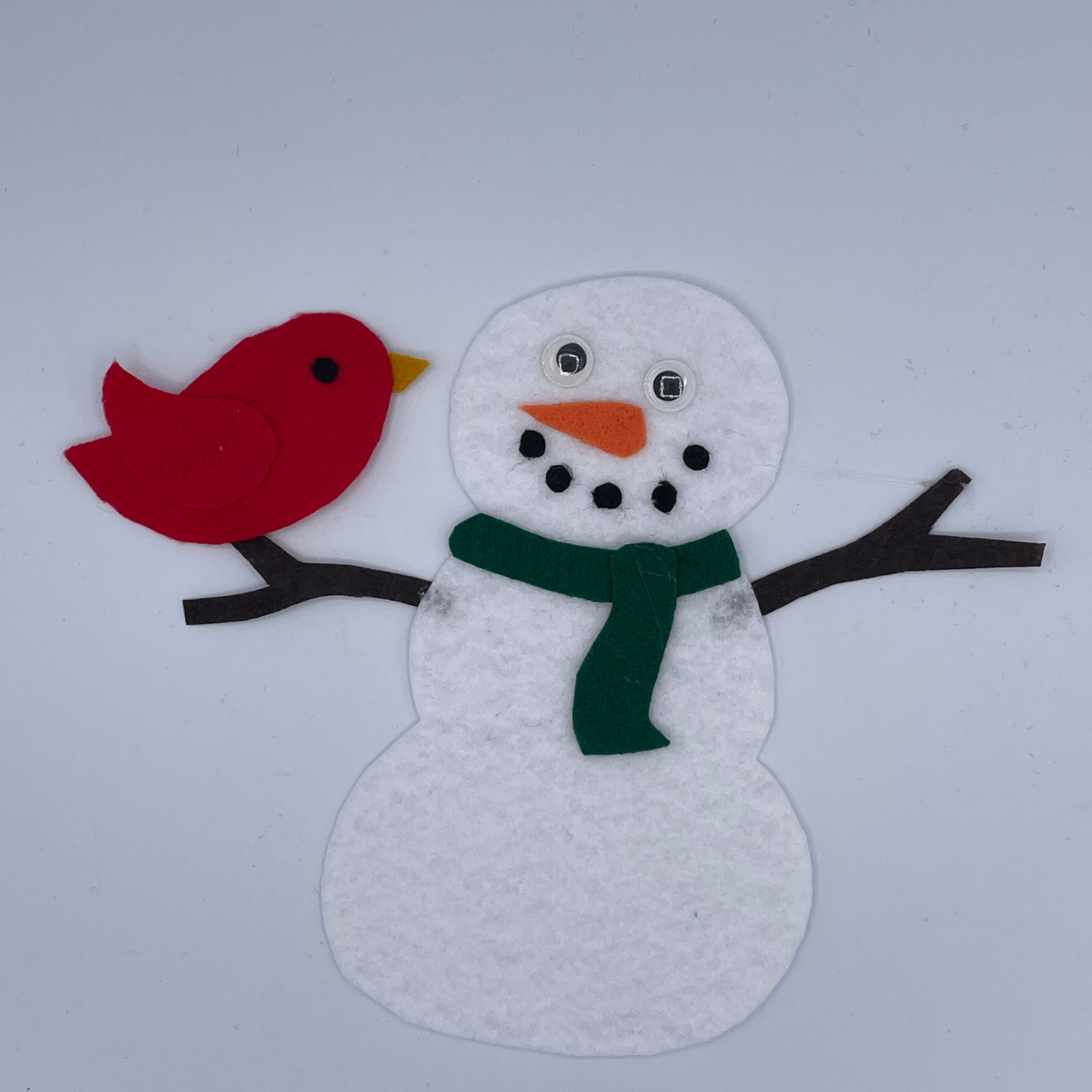 5 Sparkling Red Birds Felt Set – Celebrate Winter, Counting, and Rhyming Fun!