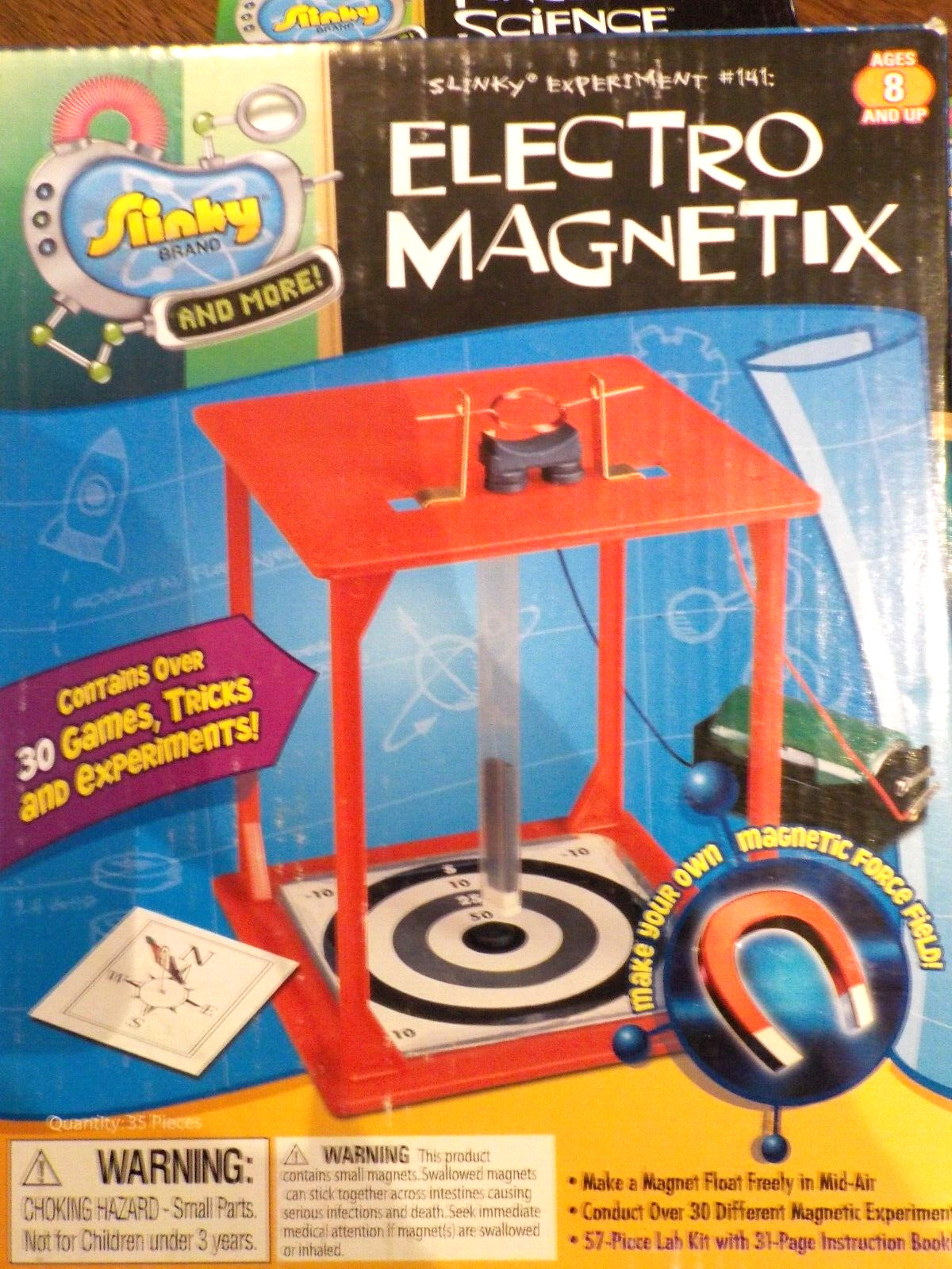 Slinky Science Kit 4 Different 8 up Solar, Finger Prints, Magnetix, Night Vision