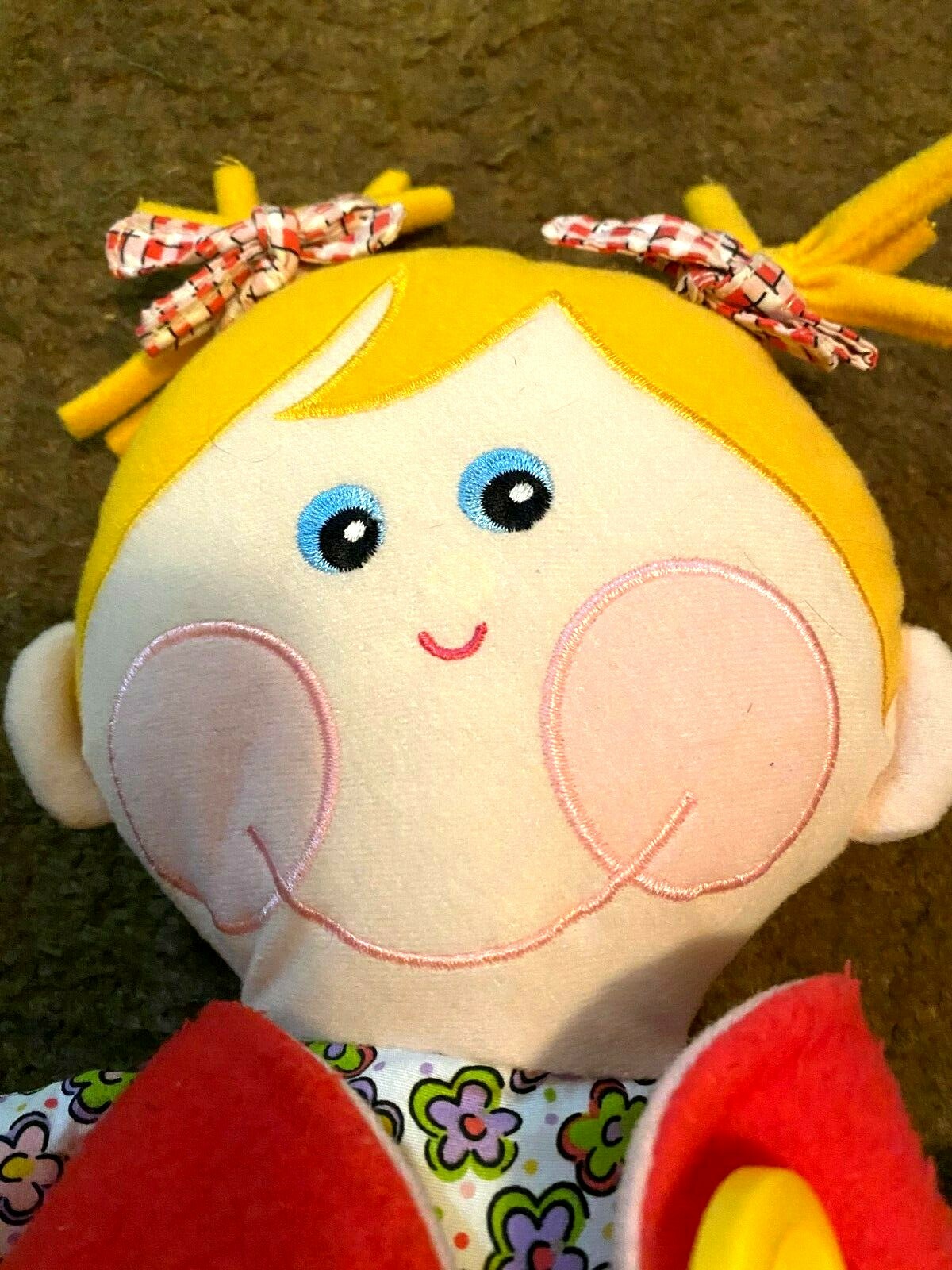 Dressy Bessy Learn to Dress Doll 15″ tall – 2001 – Hasbro/Playschool Vintage